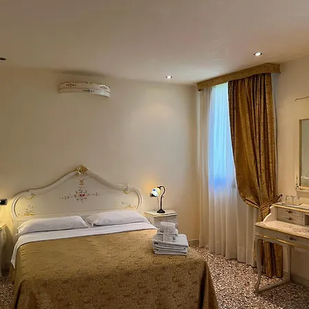 Hotel Inn Venice 3*