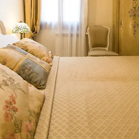 Inn Venice Hotel