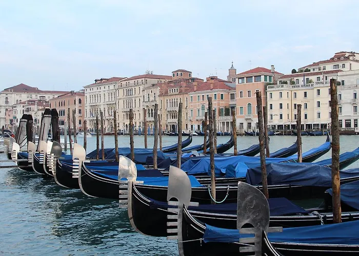 Inn Venice 3*